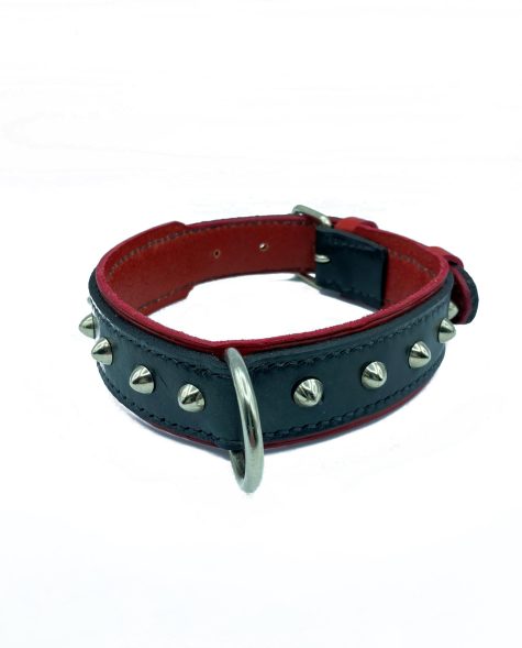 Collar doble para perro color negro/rojo con tachuelas